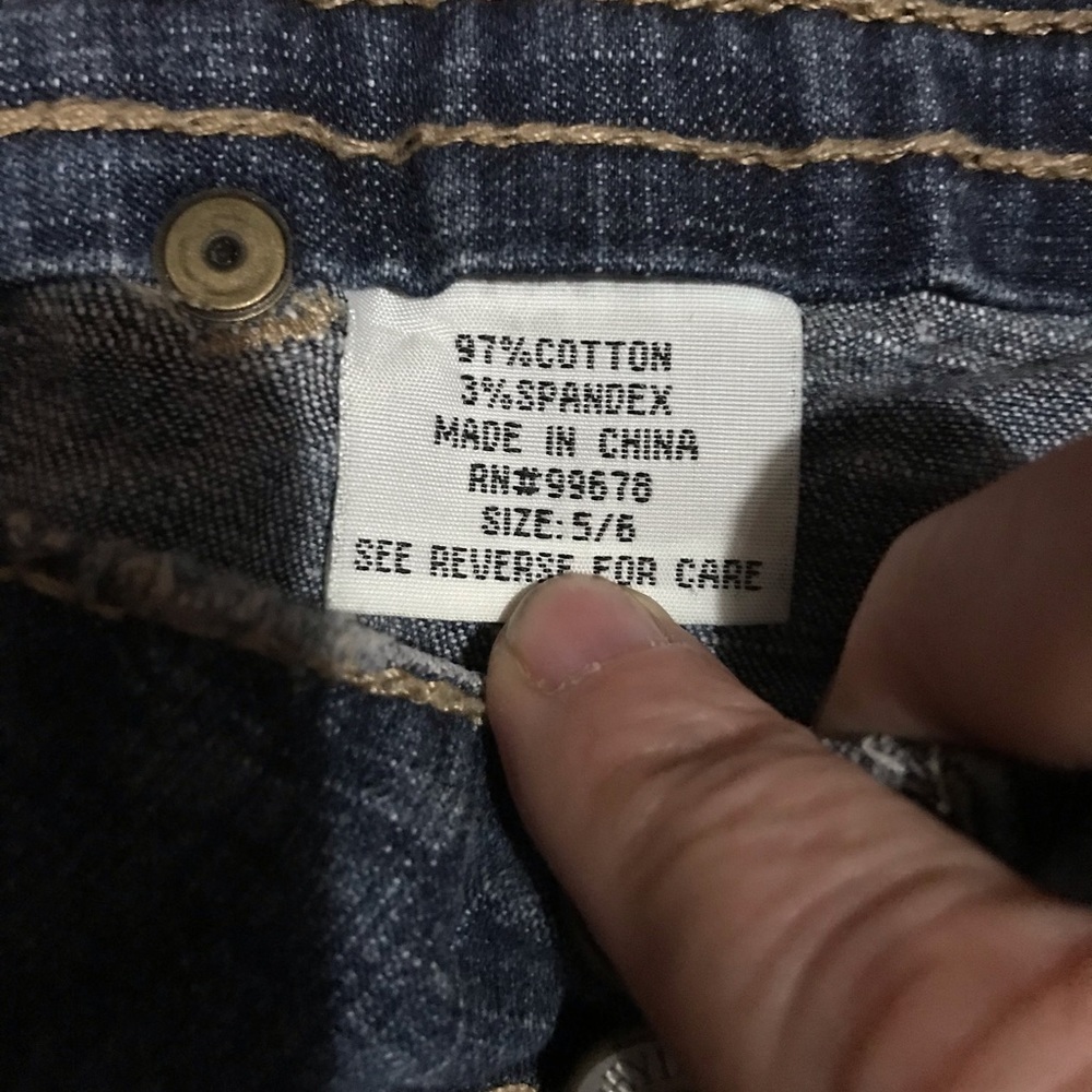 Capris - Picture 3 of 5